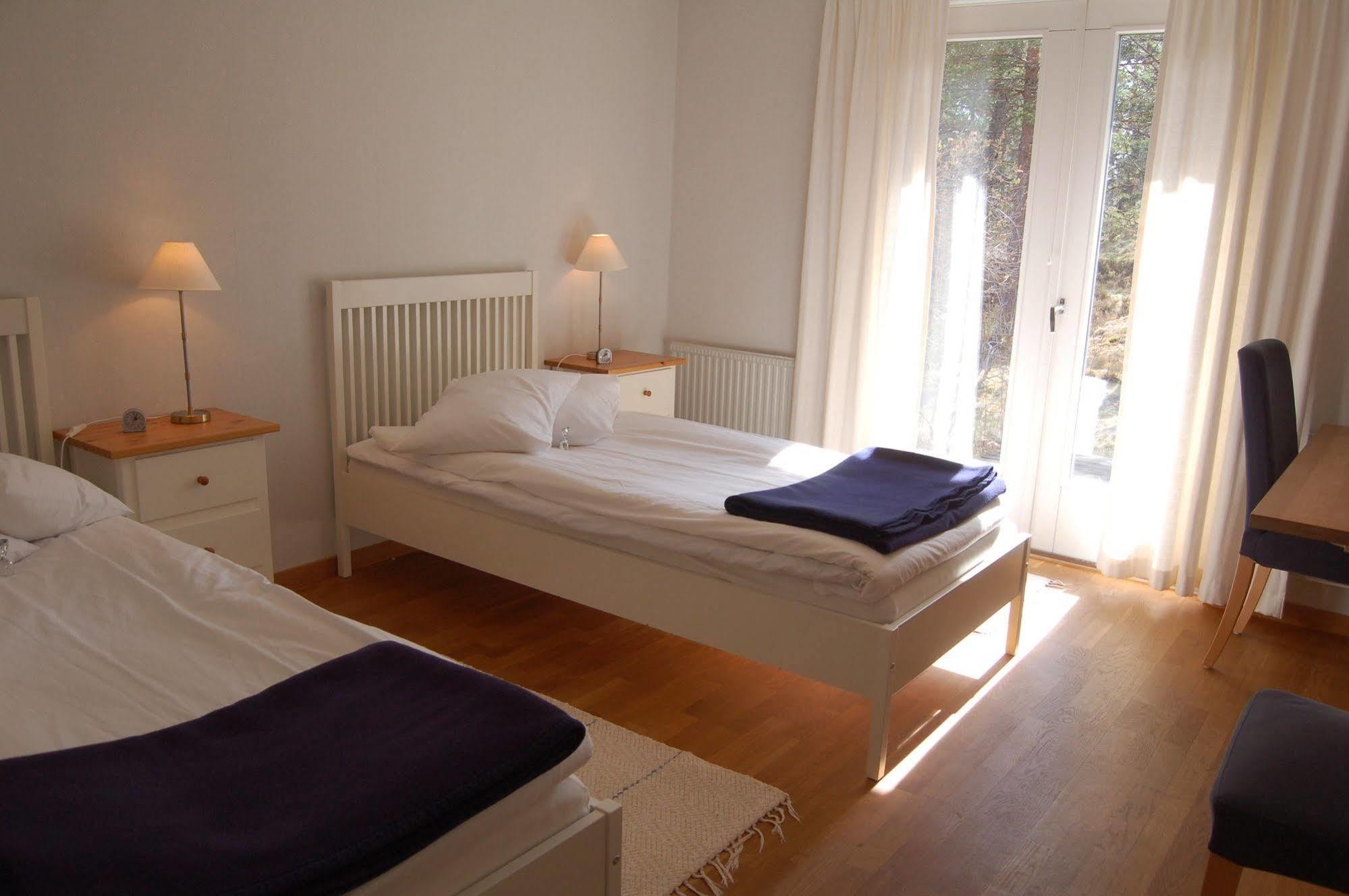 Djuroenaeset Hotell & Konferens Djurhamn Luaran gambar
