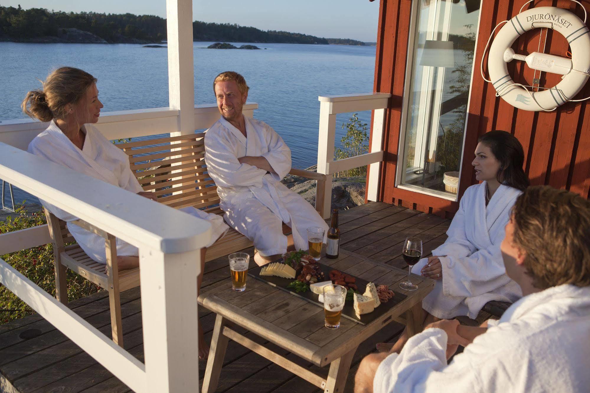 Djuroenaeset Hotell & Konferens Djurhamn Luaran gambar
